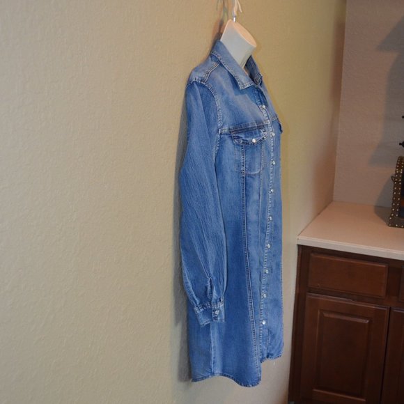 Sz M Chiqle Western Denim Shirt Dress with  Pearl Snaps - Picture 10 of 16